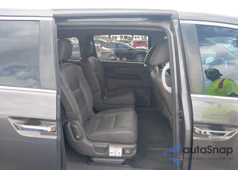 2016 Honda Odyssey Ex-L z USA, uszkodzony, nr VIN 5FNRL5H65GB004853